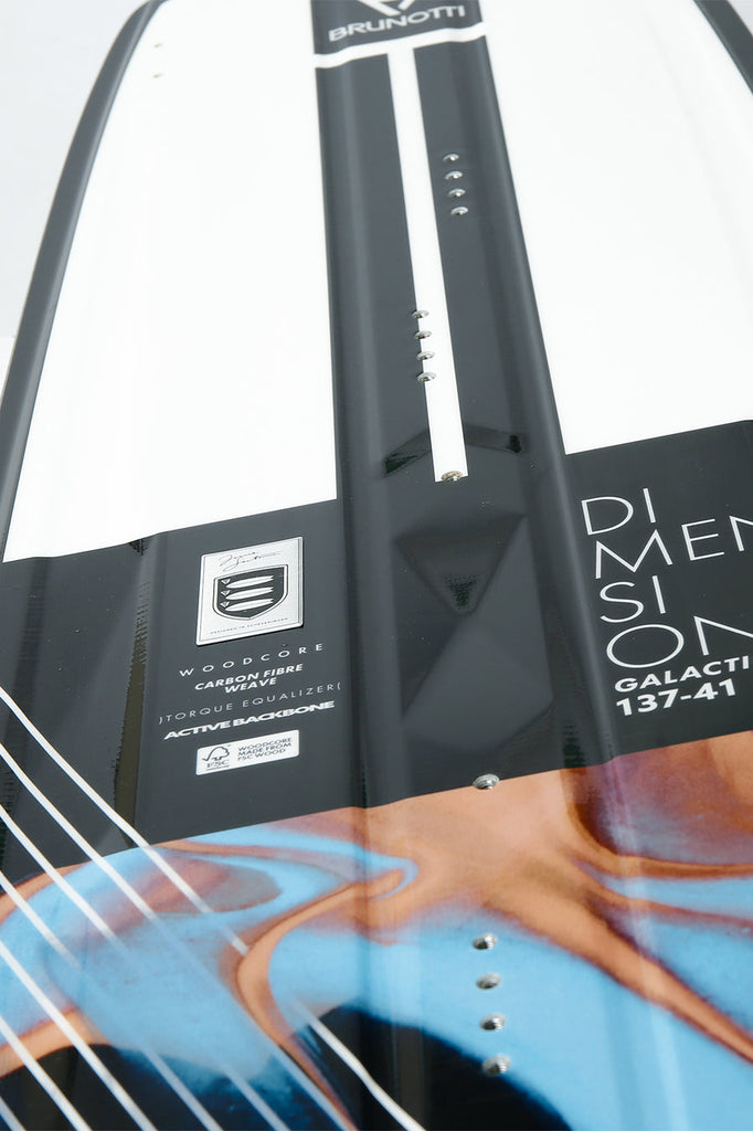 Brunotti Dimension+G10Fins Uni Kiteboard - Guincho Wind Factory